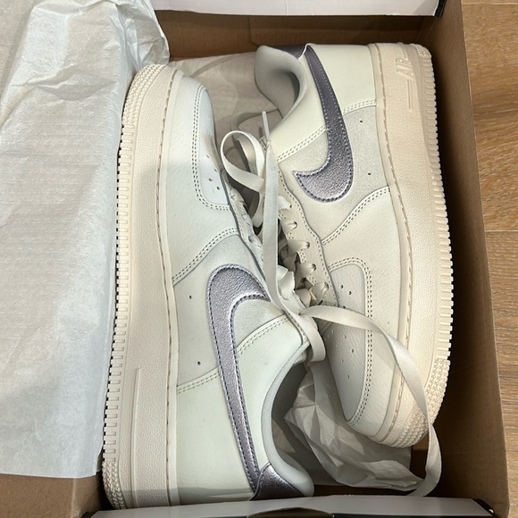 womens nike air force one sneakers